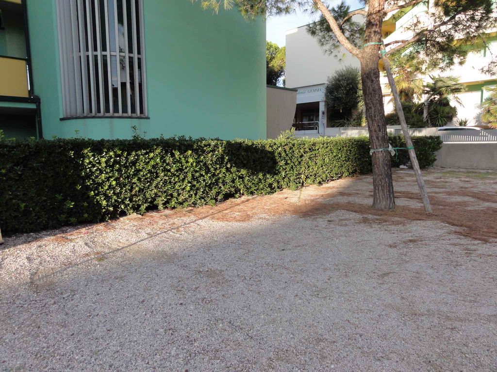 Ferienwohnung im zentralen Bereich, 100 m. aus dem Meer