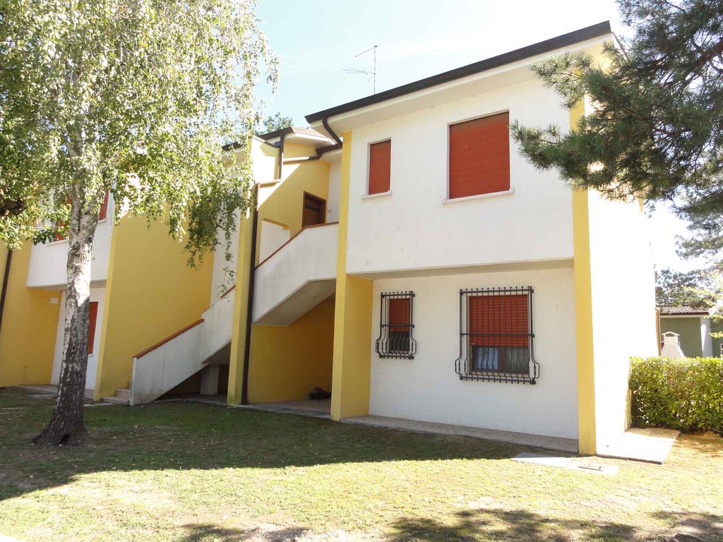 Ferienwohnung mit Klimaanlage und Parkplatz