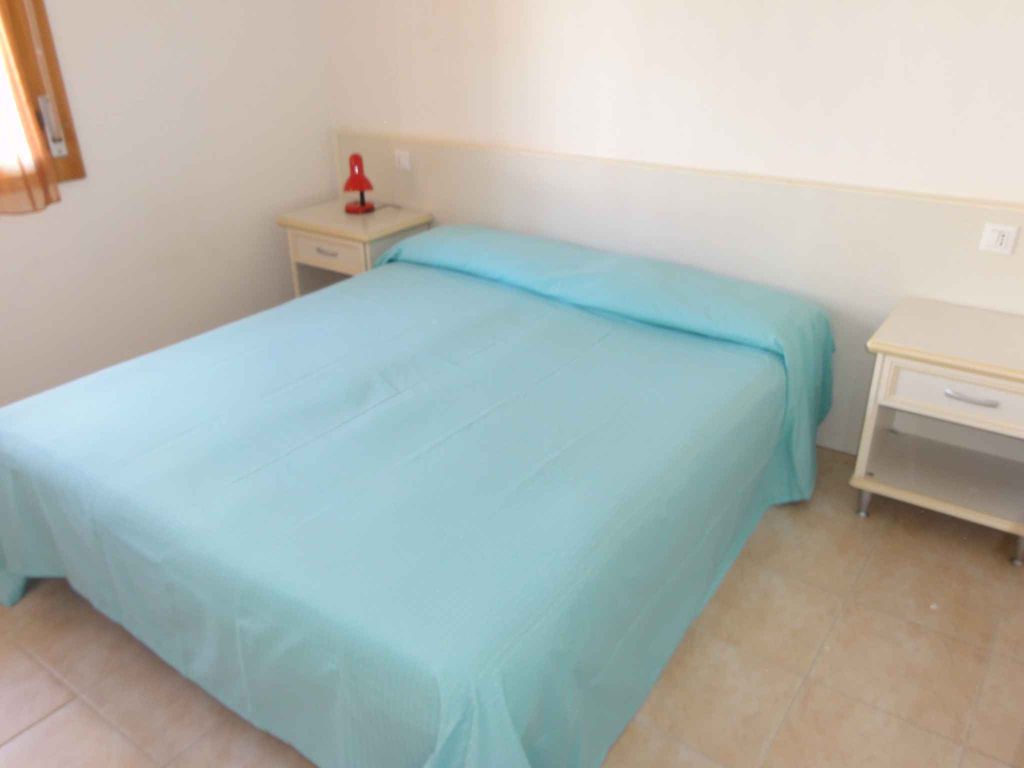 Ferienwohnung mit Swimmingpool und Parkplätzen