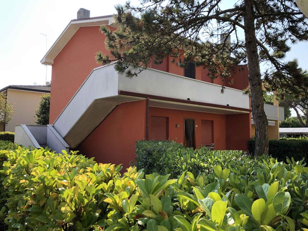Ferienwohnung mit Klimaanlage und Parkplatz