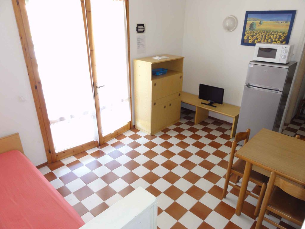 Ferienwohnung mit Garten und Klimaanlage