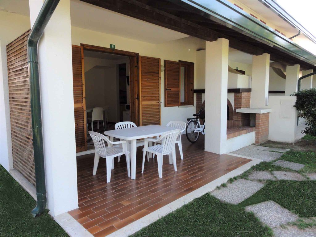 Ferienwohnung mit Garten und Klimaanlage