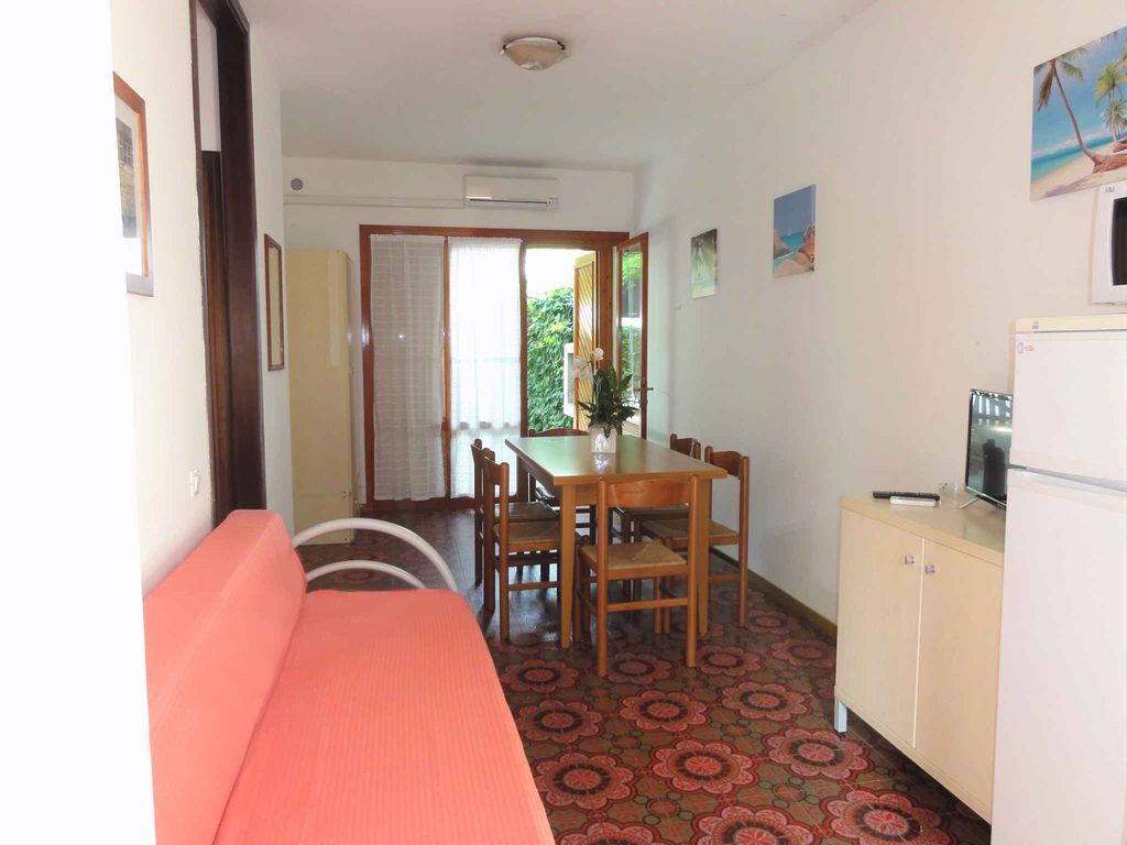 Ferienwohnung mit Garten und Parkmöglichkeit