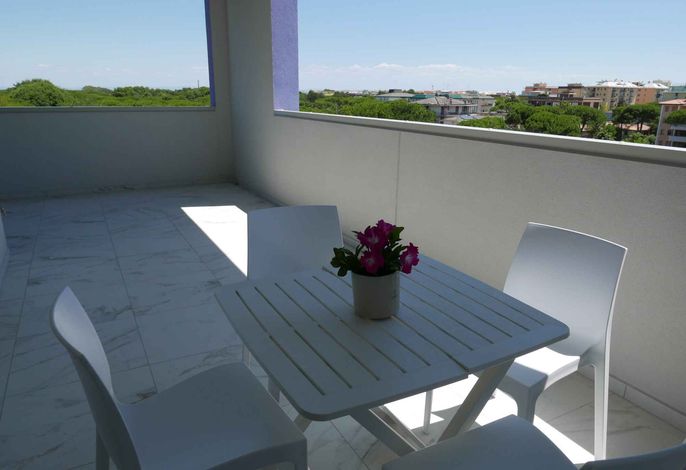 Studio mit Klimaanlage und Terrasse