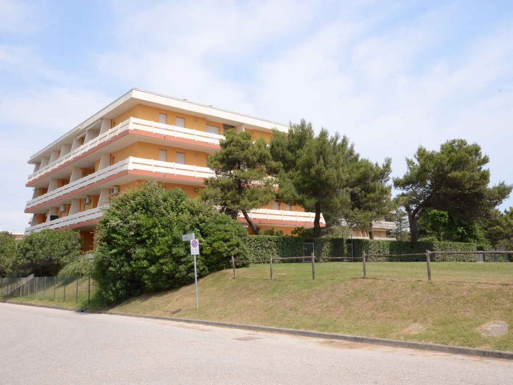 Ferienwohnung mit Klimaanlage und Balkon