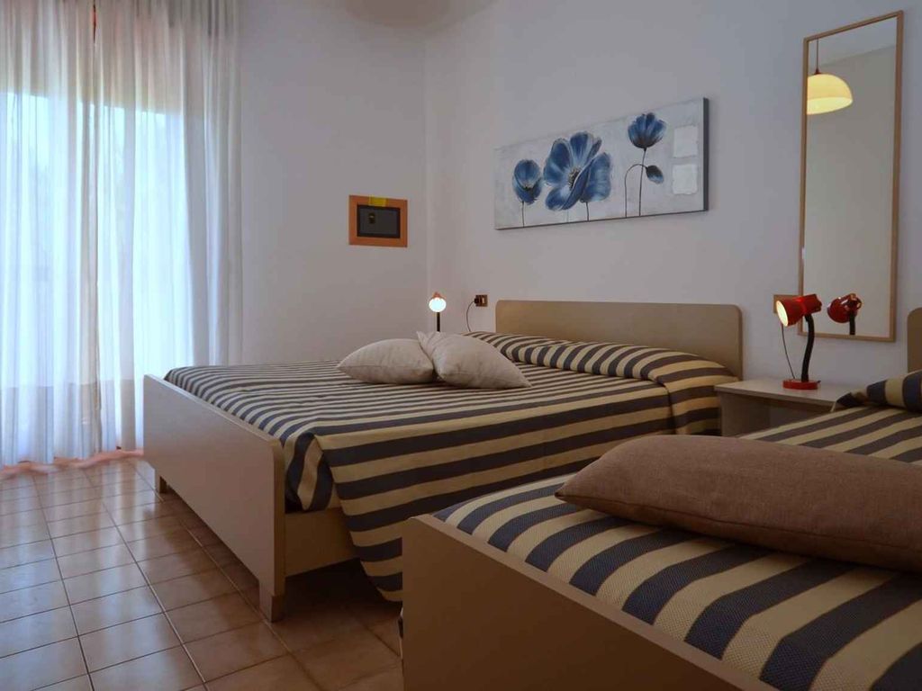Ferienwohnung mit Klimaanlage und Balkon