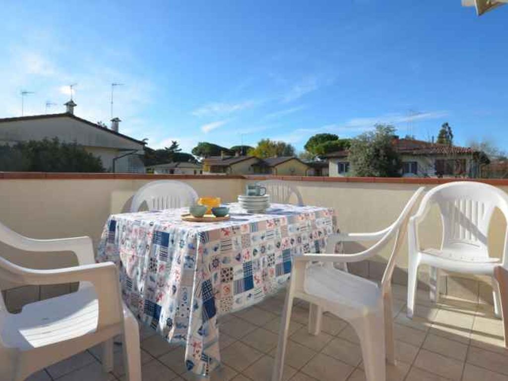 Ferienwohnung mit Klimaanlage, Balkon und Pool