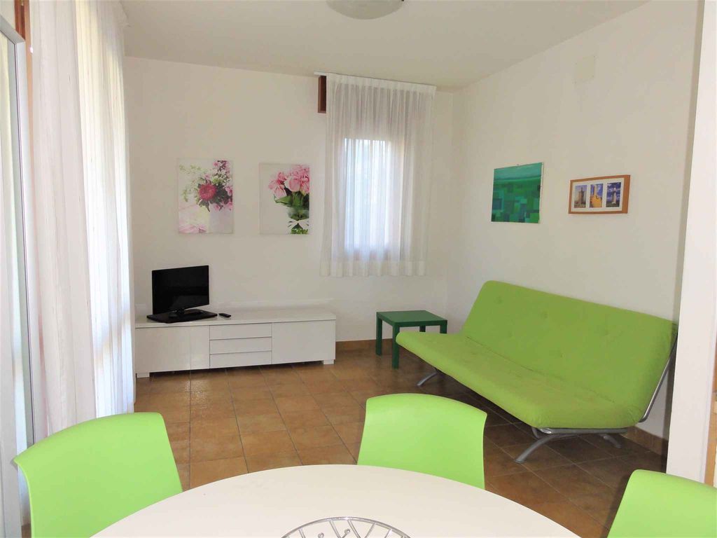Ferienwohnung Reihenhaus mit privatem Garten und in der Nähe des Meeres
