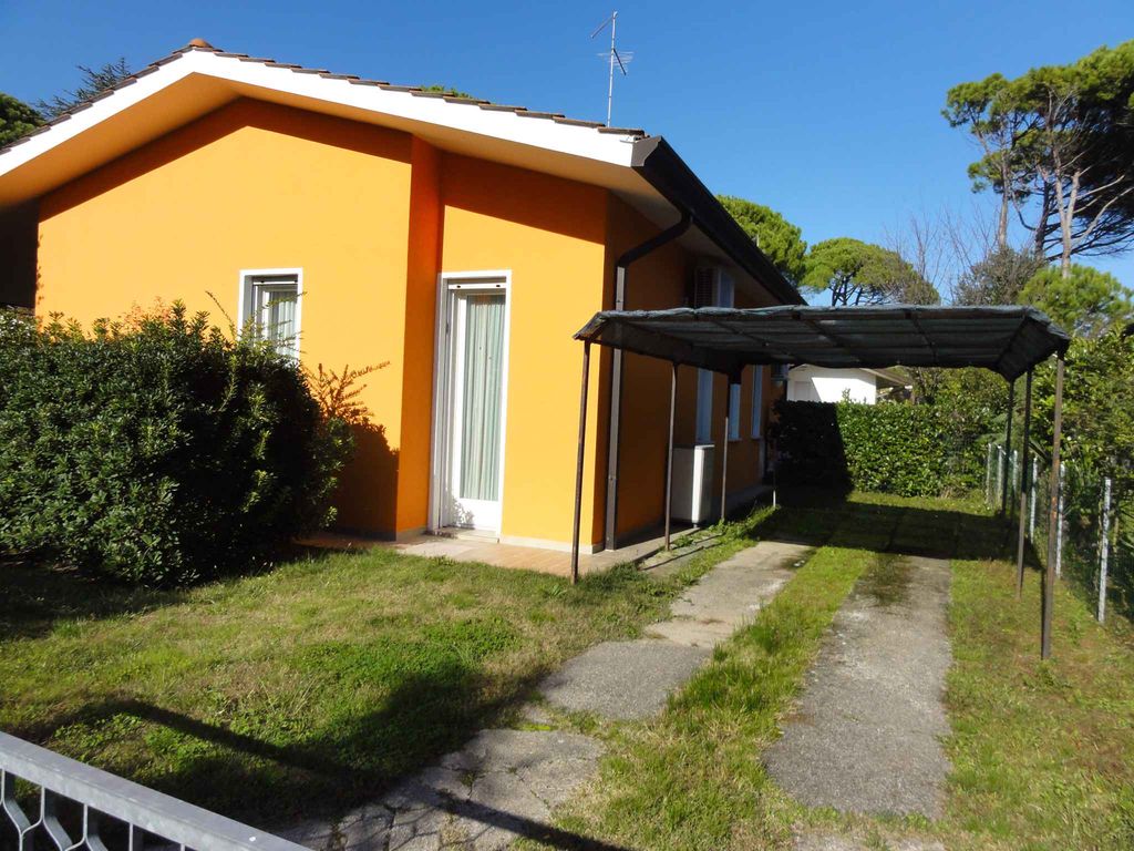 Ferienwohnung Reihenhaus in der Nähe des Meeres mit großem eingezäunten Garten