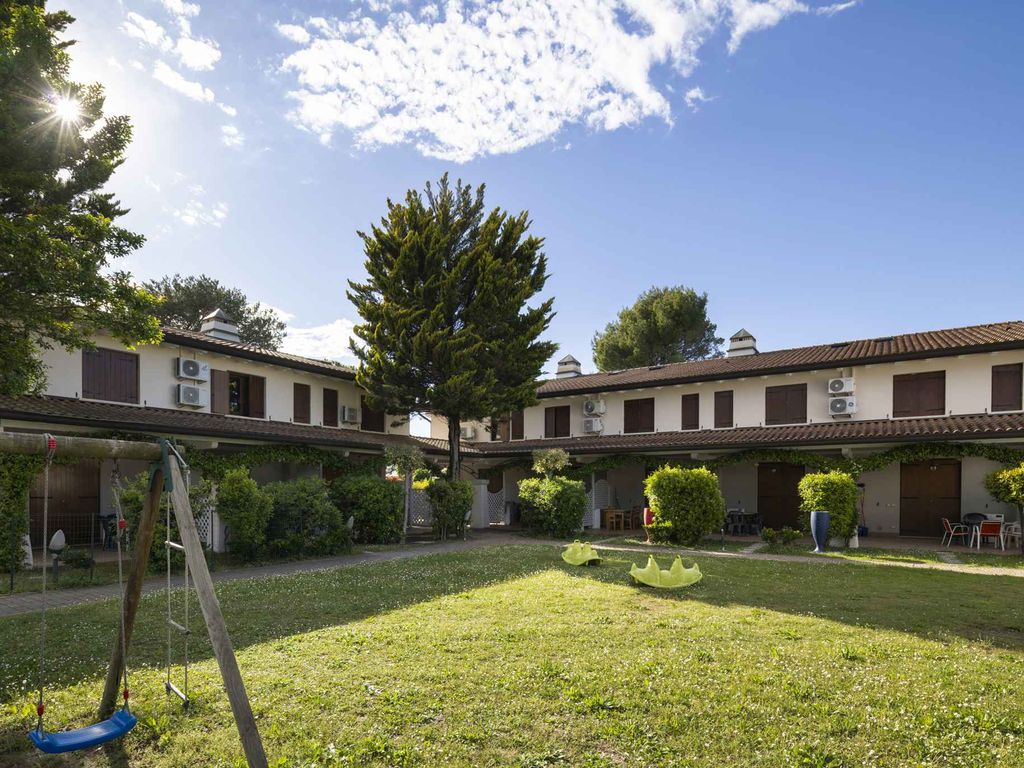 Ferienwohnung mit Klimaanlage und Pool