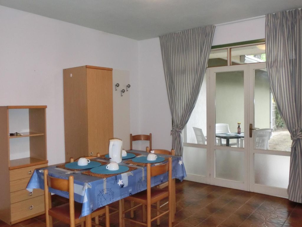 Ferienwohnung mit Klimaanlage, Balkon und Pool