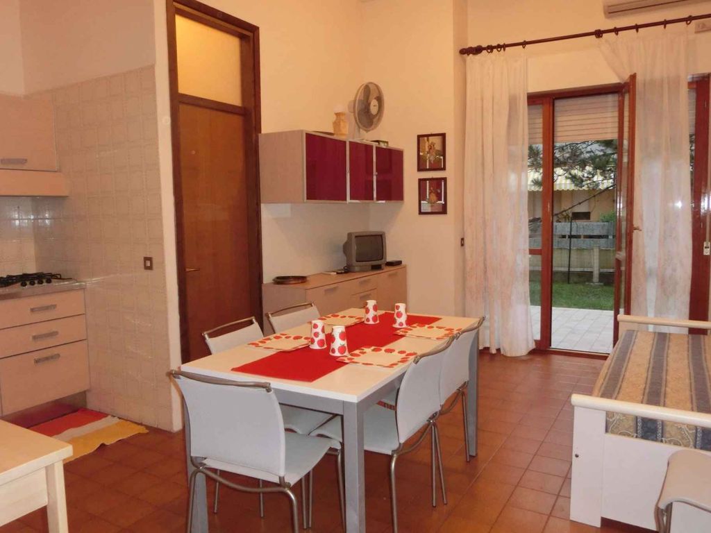 Ferienwohnung mit Klimaanlage und Garten