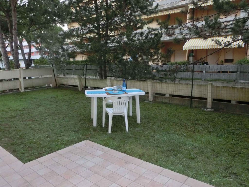 Ferienwohnung mit Klimaanlage und Garten