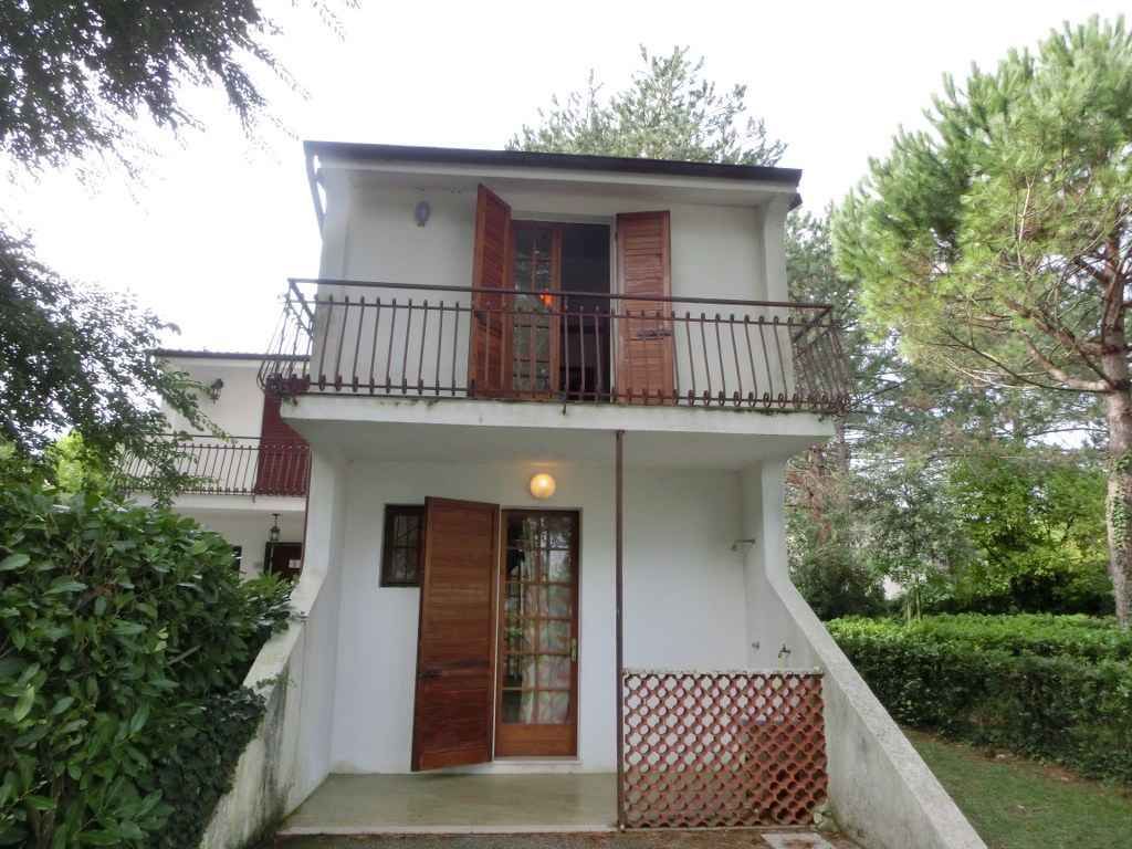 Ferienwohnung mit Garten und Balkon
