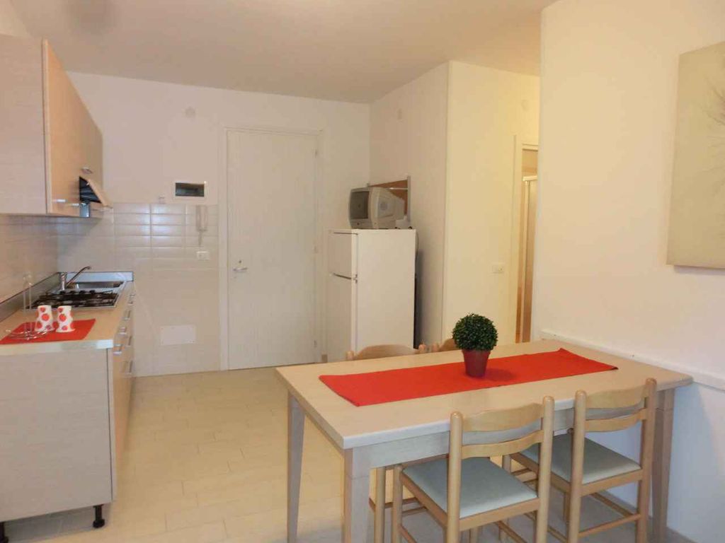 Ferienwohnung mit Klimaanlage und Balkon