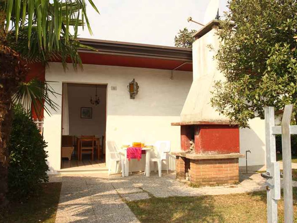 Ferienhaus mit Klimaanlage und Garten