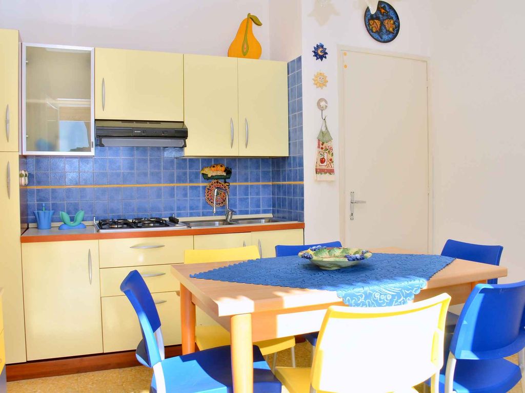 Ferienwohnung mit Klimaanlage und Balkon