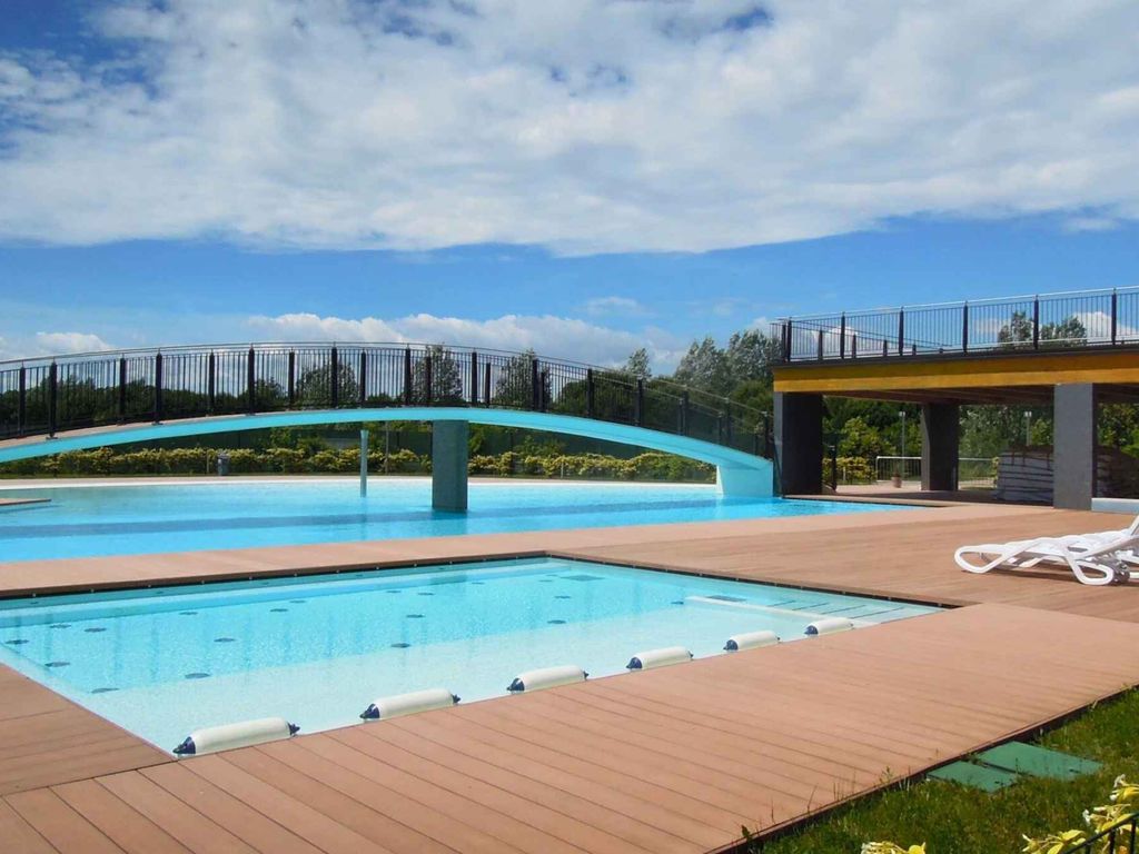 Ferienwohnung mit Klimaanlage, Garten und Pool