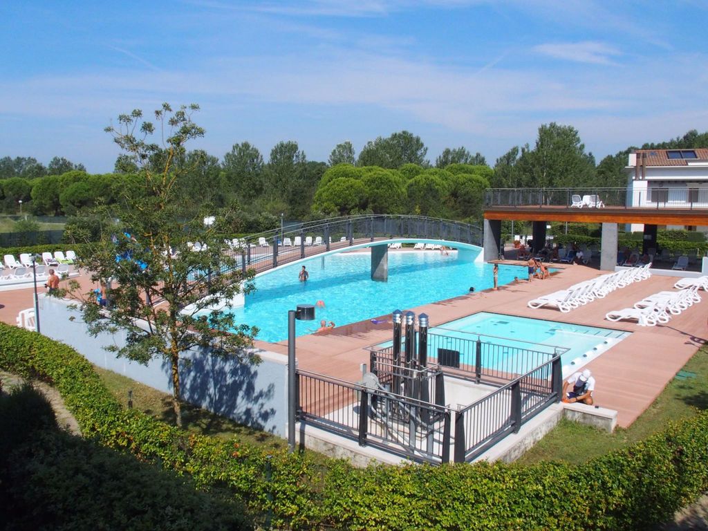 Ferienwohnung mit Klimaanlage, Garten und Pool