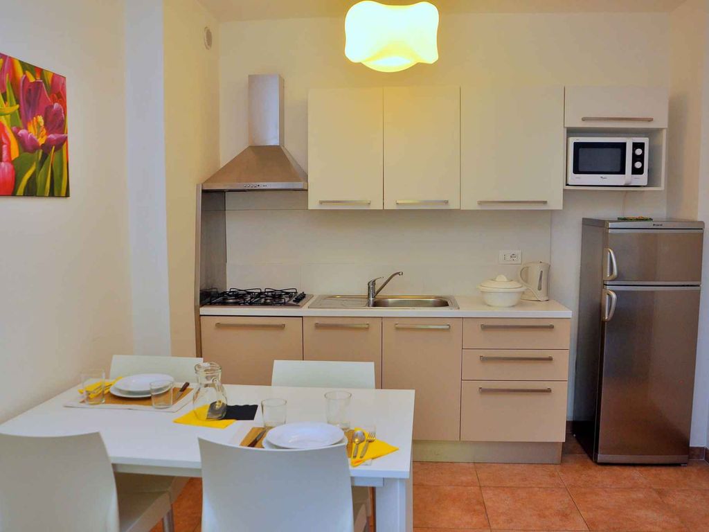Ferienwohnung mit Klimaanlage, Garten und Pool