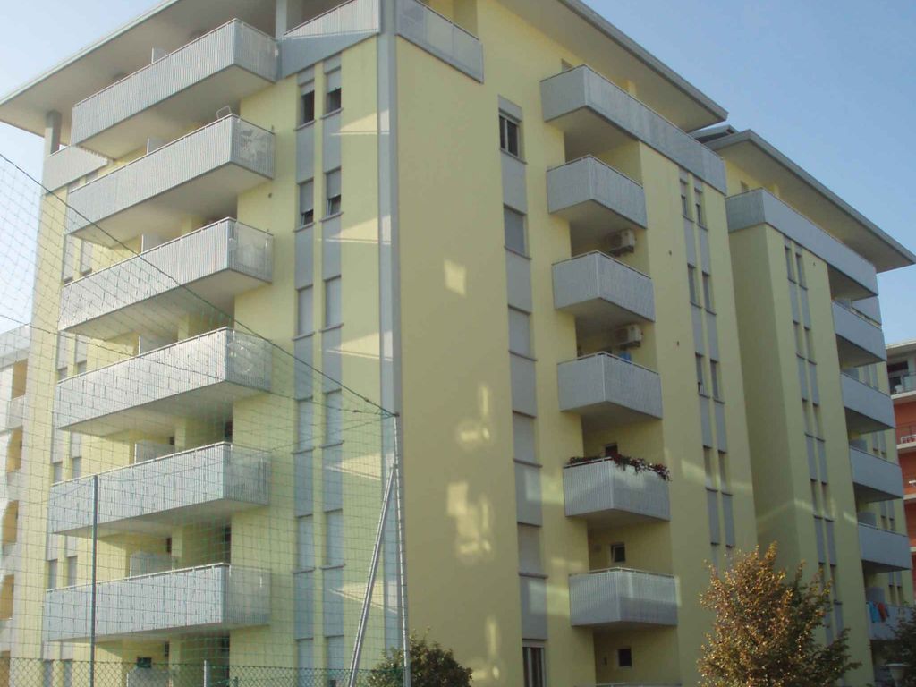 Ferienwohnung mit Klimaanlage und Balkon mit Meerblick