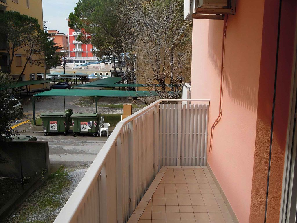 Ferienwohnung mit Terrasse und Klimaanlage