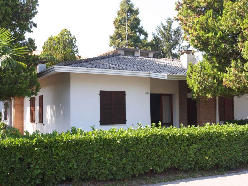 Ferienwohnung mit Garten und Klimaanlage
