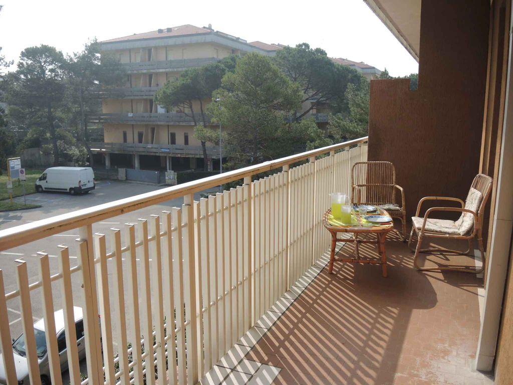Ferienwohnung mit Klimaanlage und Balkon