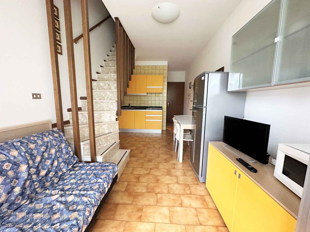 Ferienwohnung zentraler Bereich mit Klimaanlage und überdachtem Parkplatz