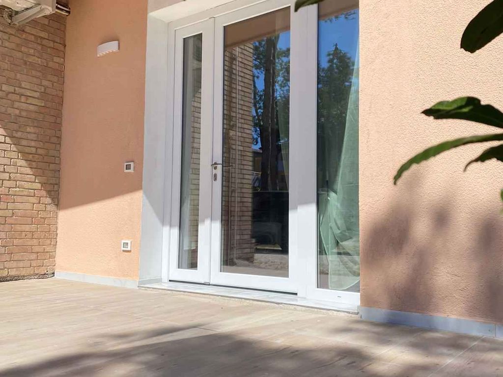 Ferienwohnung mit Klimaanlage und Terrasse