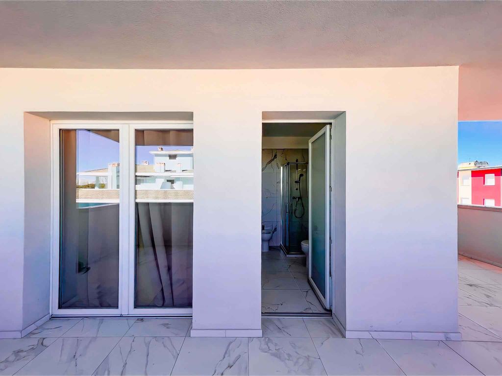 Studio mit Balkon und Klimaanlage
