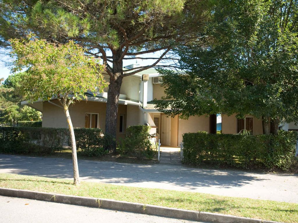Ferienwohnung mit Klimaanlage und Garten