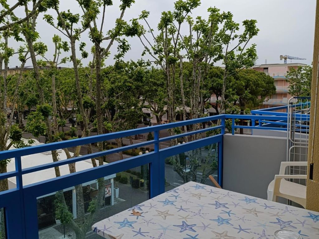Ferienwohnung mit Klimaanlage und Balkon