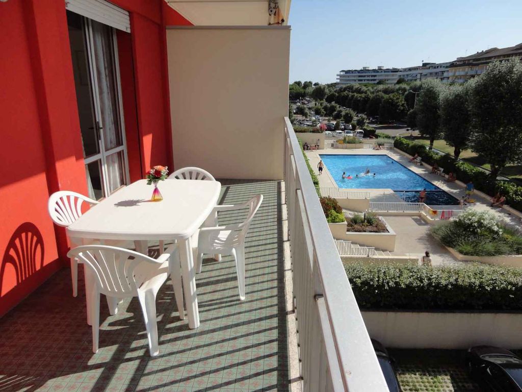 Ferienwohnung mit Pool und Hausmeister hinter der Fußgängerzone