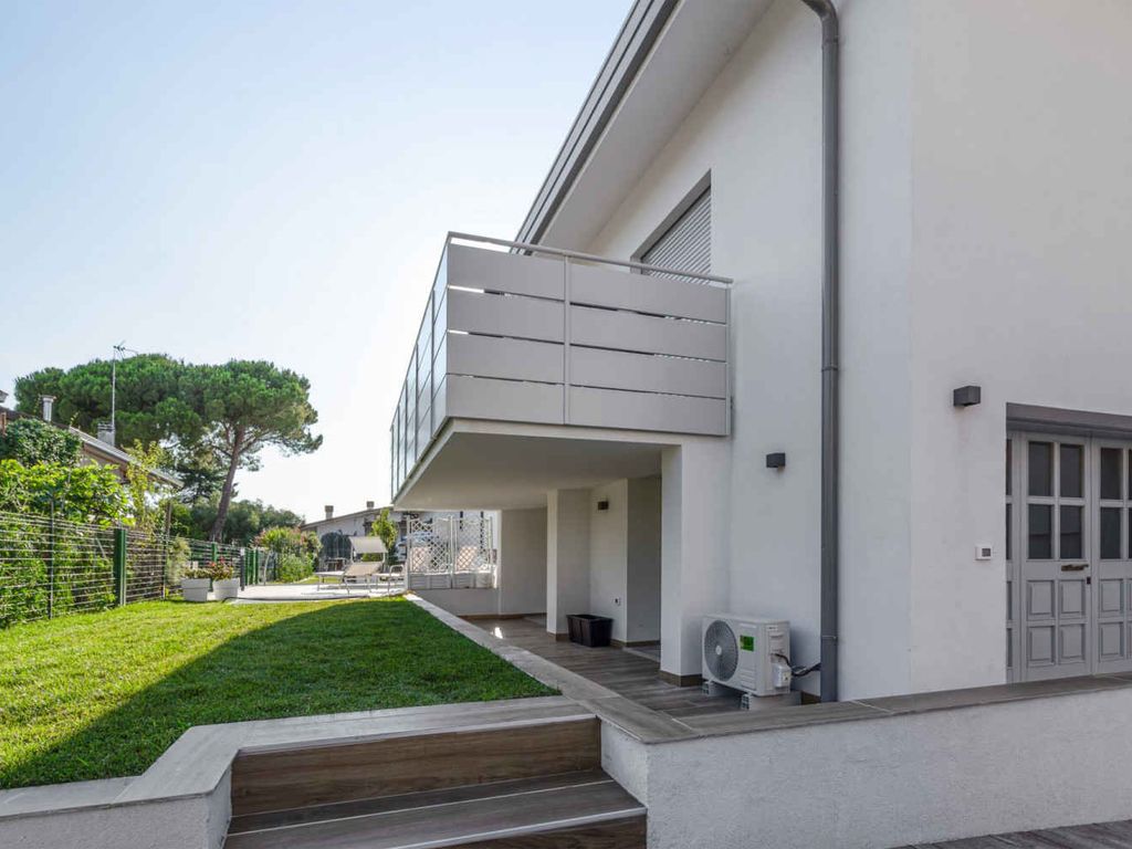 Ferienwohnung mit Klimaanlage, Gemeinschaftsgarten und Pool