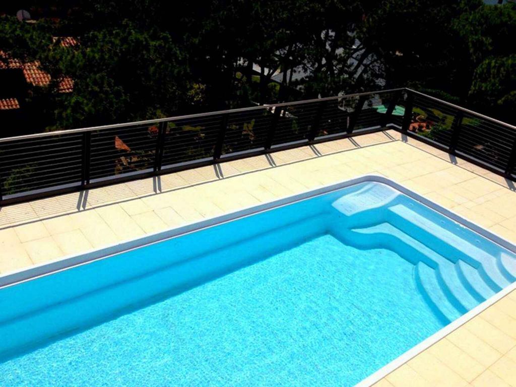 Ferienwohnung mit Klimaanlage, Balkon und Pool