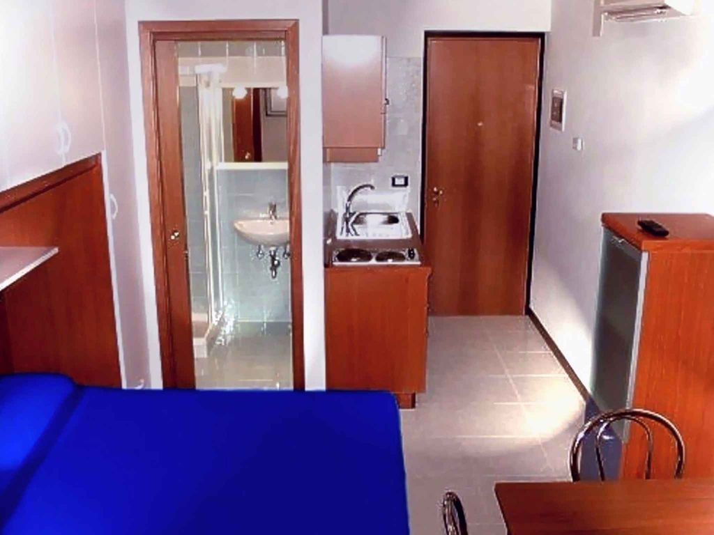 Studio mit Klimaanlage, Balkon und Pool