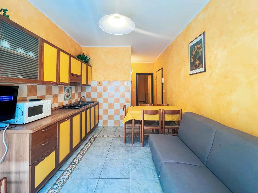 Ferienwohnung mit Klimaanlage und Balkon