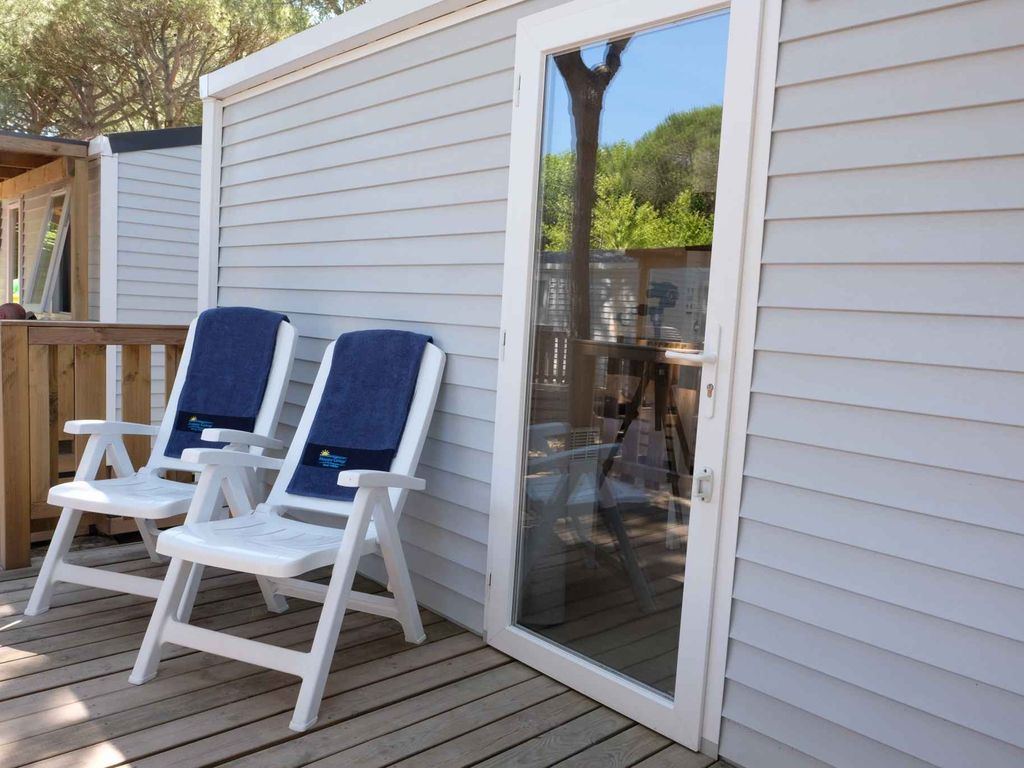 Mobilehome mit Klimaanlage, Terrasse und Pool