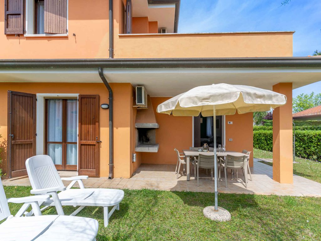 Villa mit Klimaanlage und Garten
