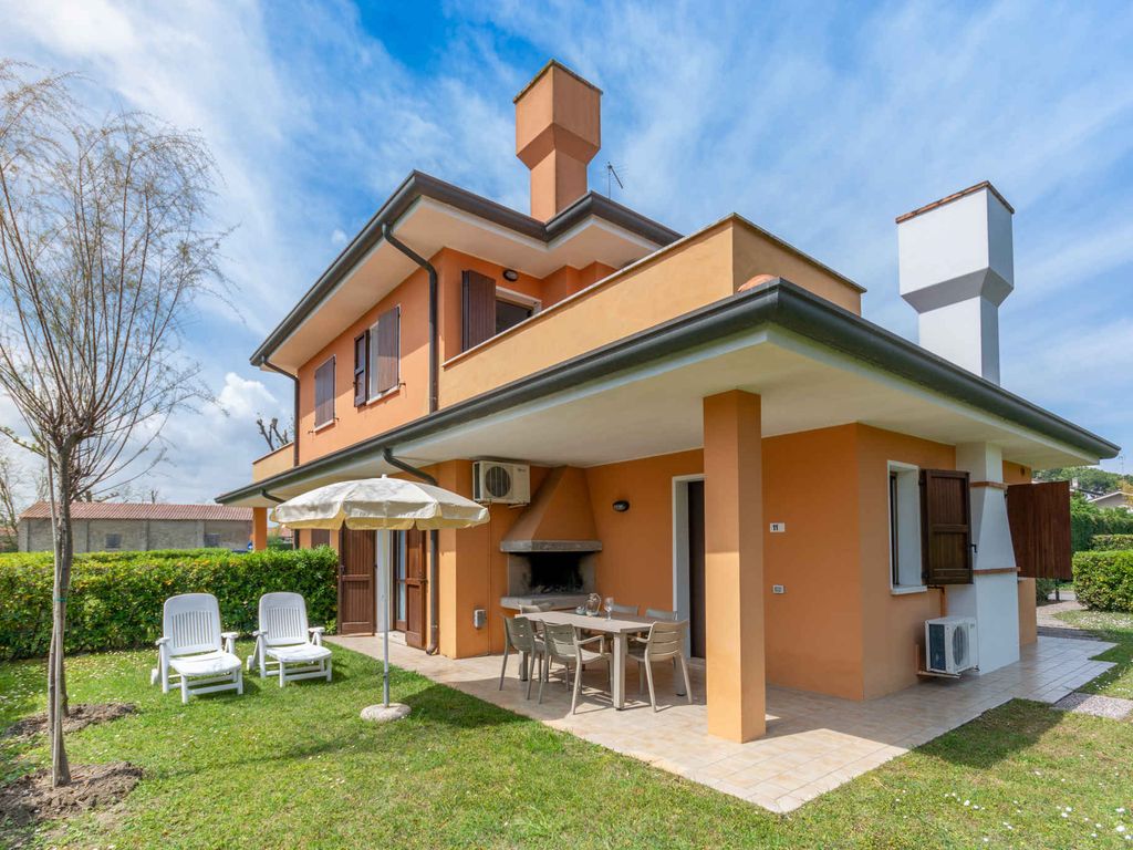 Villa mit Klimaanlage und Garten