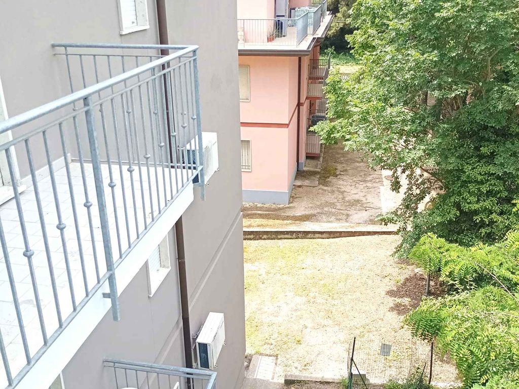 Ferienwohnung mit Klimaanlage, Internetzugang und Waschmaschine