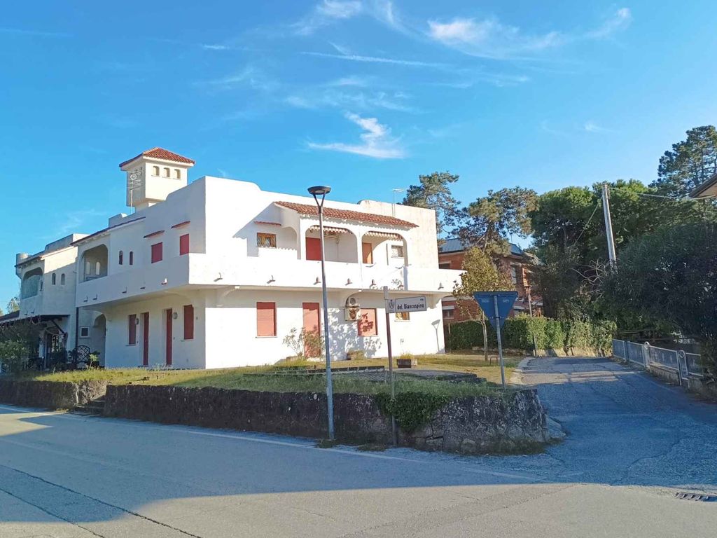 Ferienhaus mit Balkon