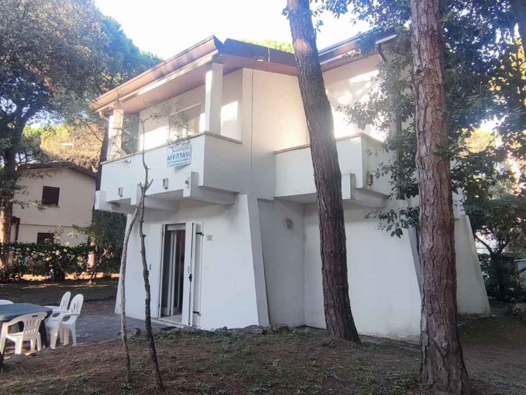 Ferienhaus mit Pool für 6 Personen