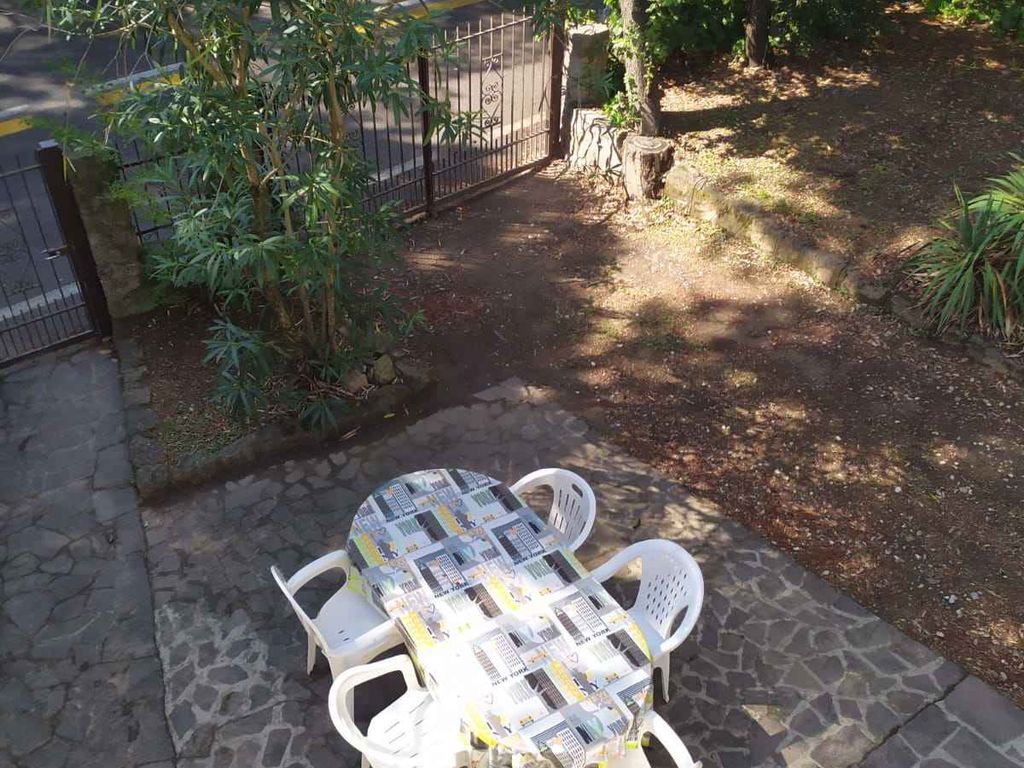 Ferienhaus mit Pool für 6 Personen