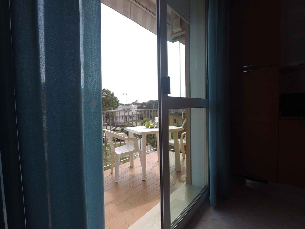 Ferienwohnung mit Klimaanlage und Balkon