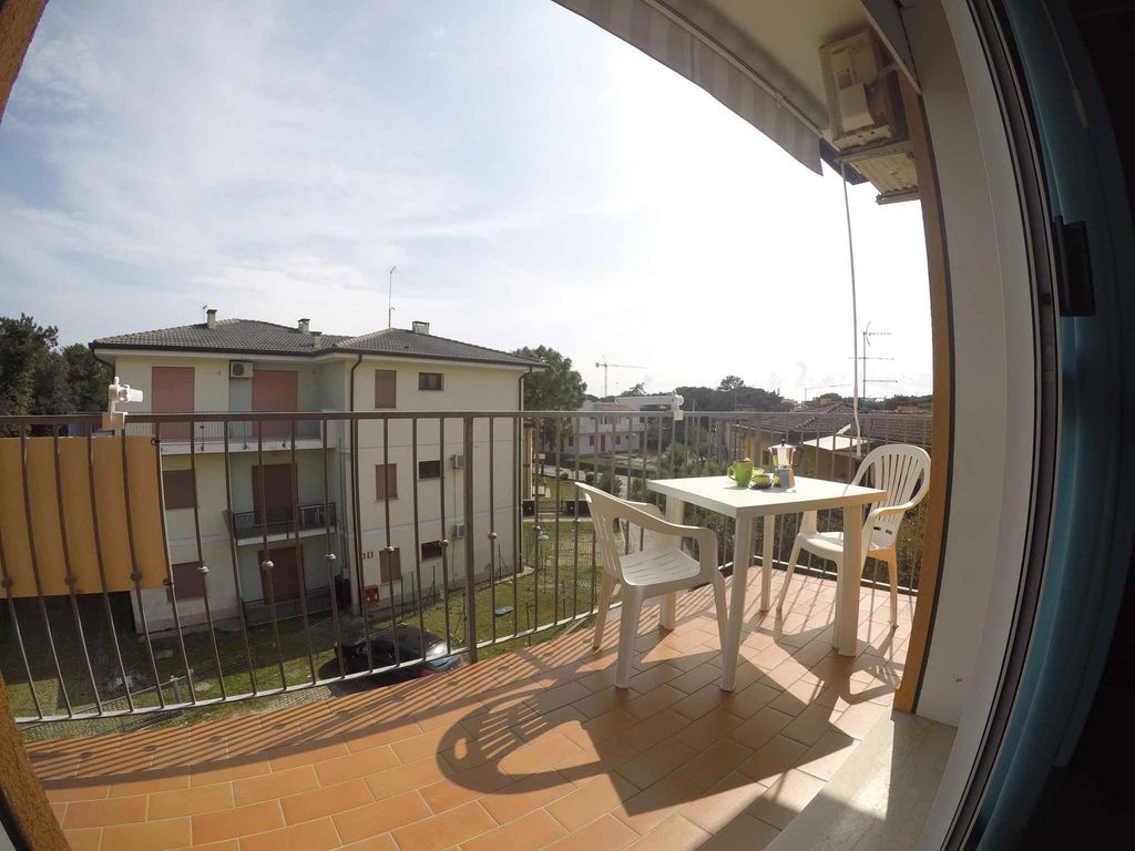 Ferienwohnung mit Klimaanlage und Balkon