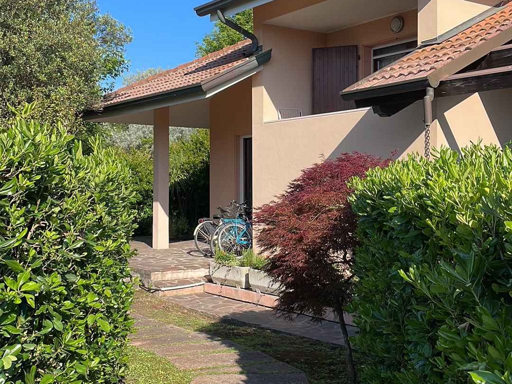 Ferienhaus mit Garten