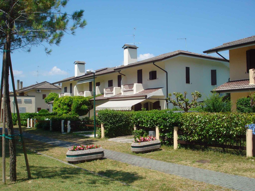 Ferienhaus im Feriendorf mit Schwimmbad