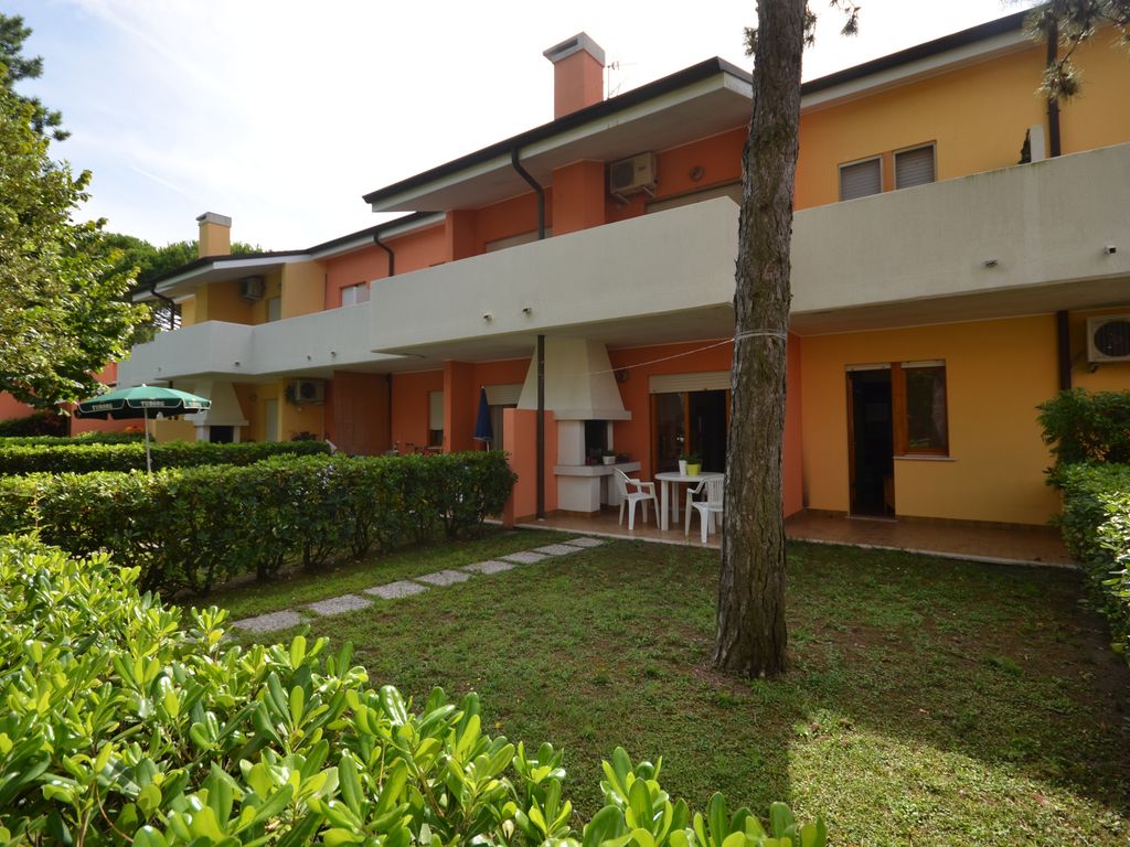 Ferienwohnung mit Balkon und Klimaanlage